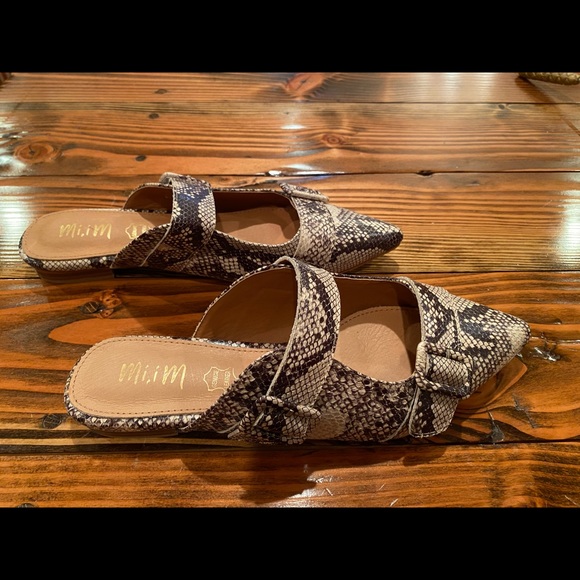 Snakeskin cut out mules - Picture 2 of 2